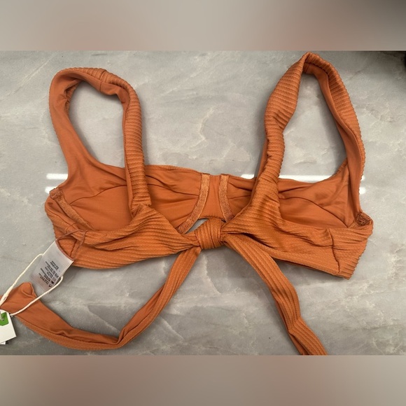 NWT! L*Space Nikita burnt orange ribbed Demi cup Bikini Top. Women’s Size small - Picture 2 of 5